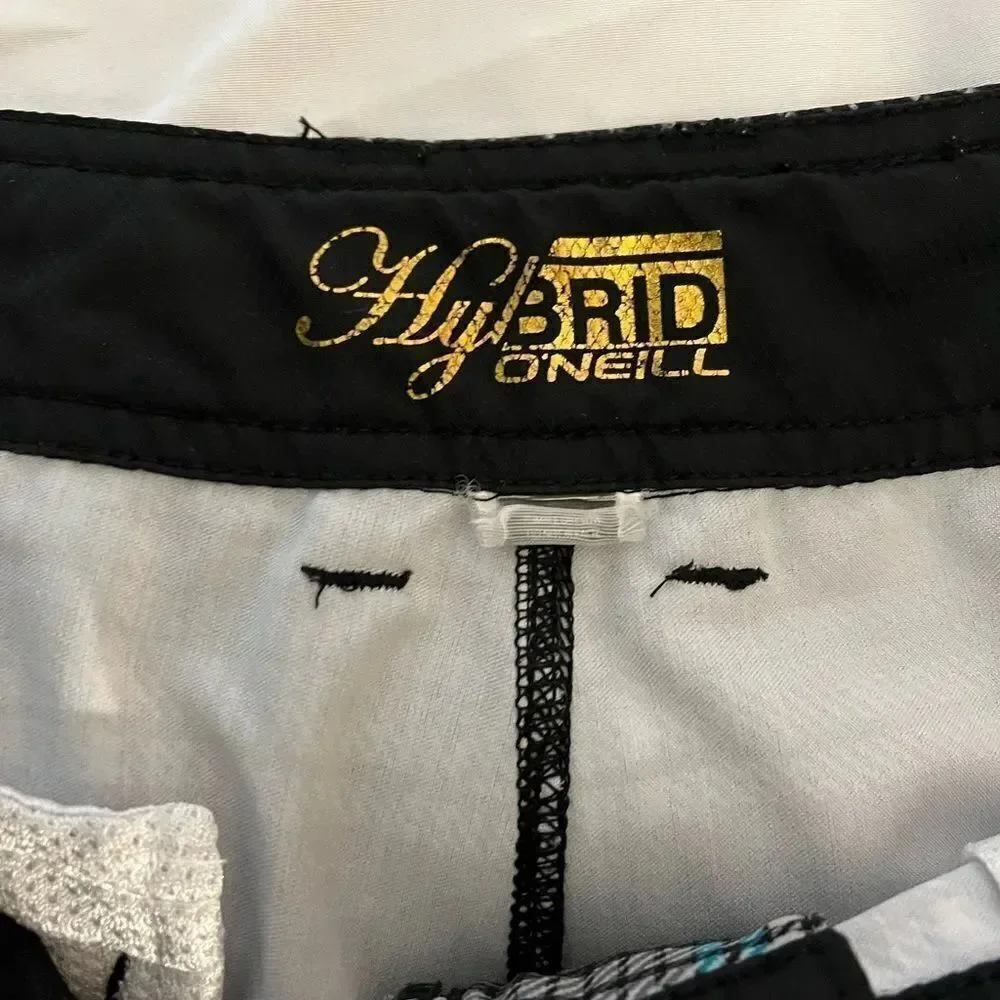 O’Neill Hybrid Plaid Board Shorts sz 31 EUC